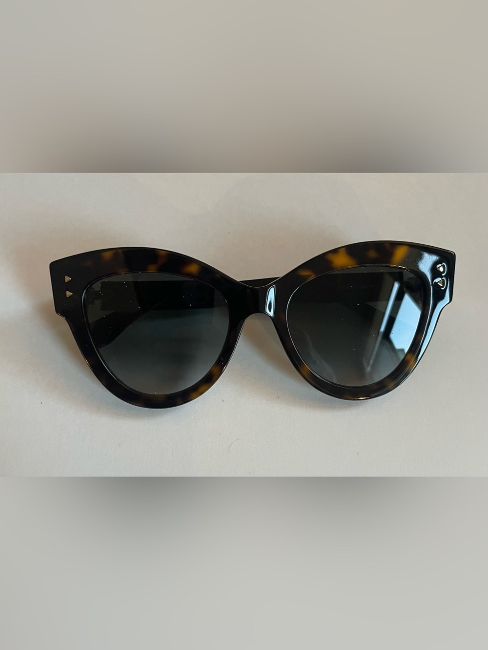 Fendi Authentic Classic Tortoiseshell Women's Sunglasses